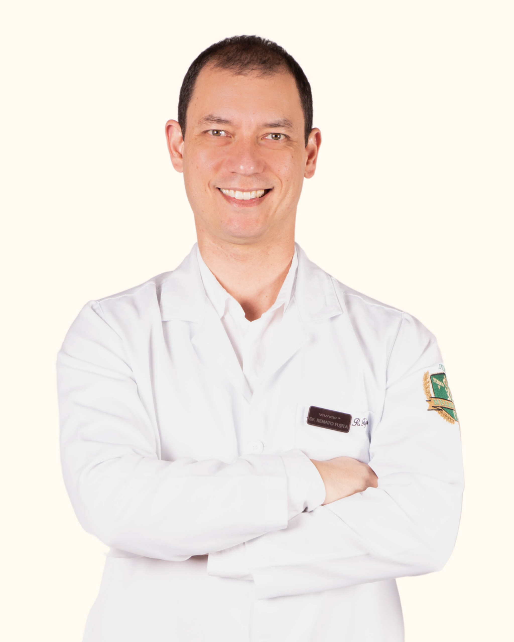 Dr. Renato Fujita, médico ginecologista e obstetra